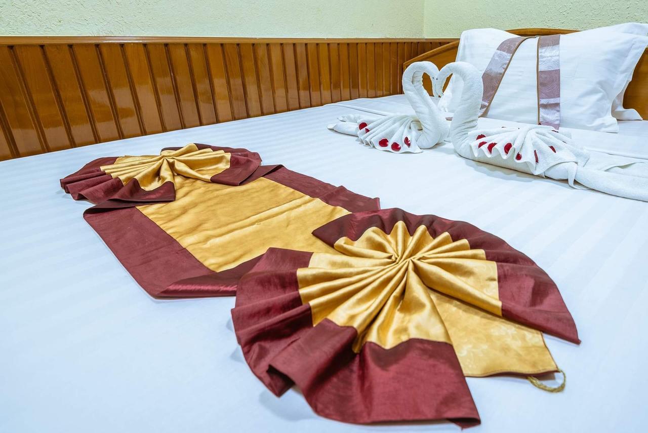 Sunrise Hotel Mandalay Exterior photo